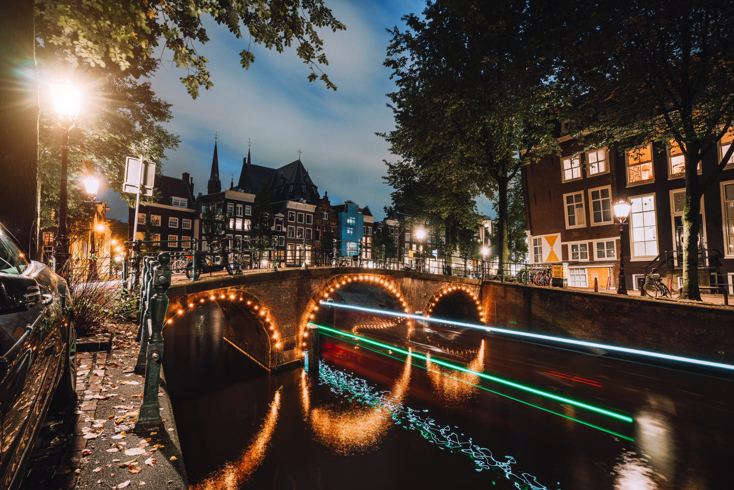Les canaux d’Amsterdam, une visite incontournable pour les amateurs d’histoire