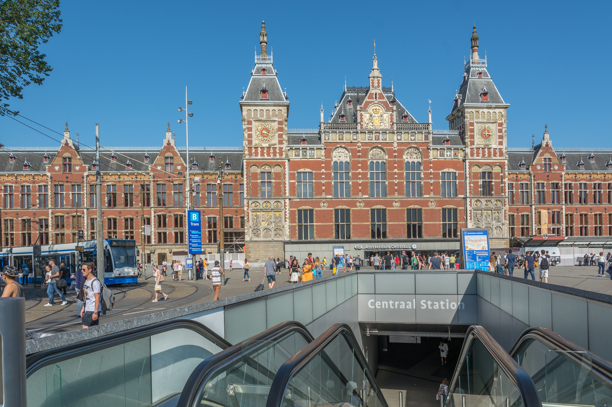 Amsterdam Centraal à Amsterdam