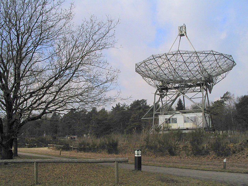 Radiotélescope de Dwingeloo